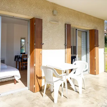 Appartement Les Mimosas - 03 *